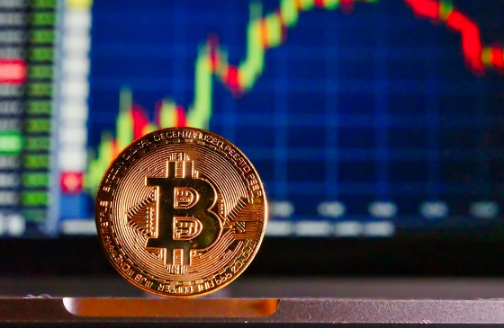 比特币价格跌破3.9万美元爆仓金额超3.2亿美元-第1张图片-欧意下载